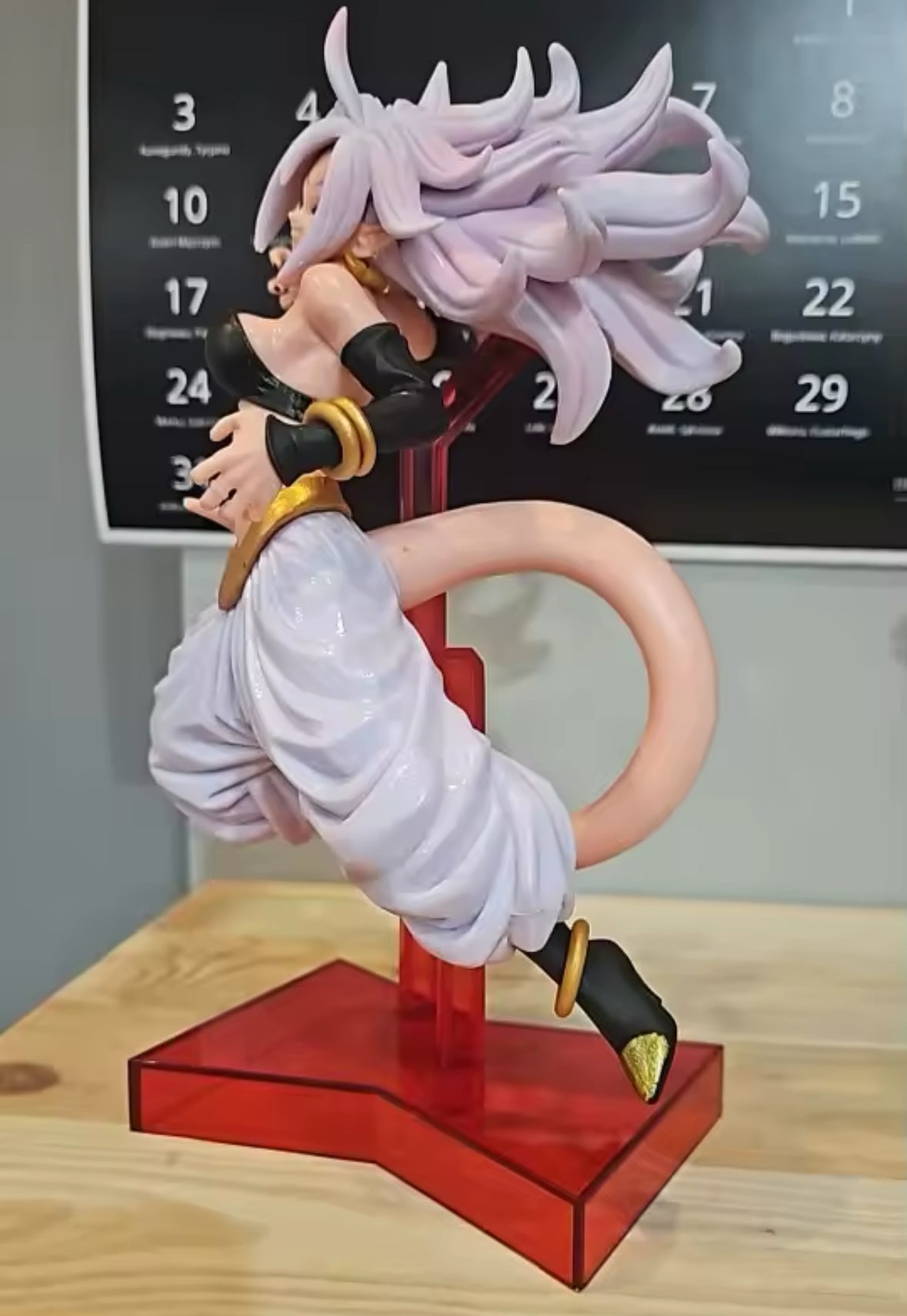 22cm Dragon Ball Z Female Majin Buu Variant PVC Collectible Very Rare Brand New!