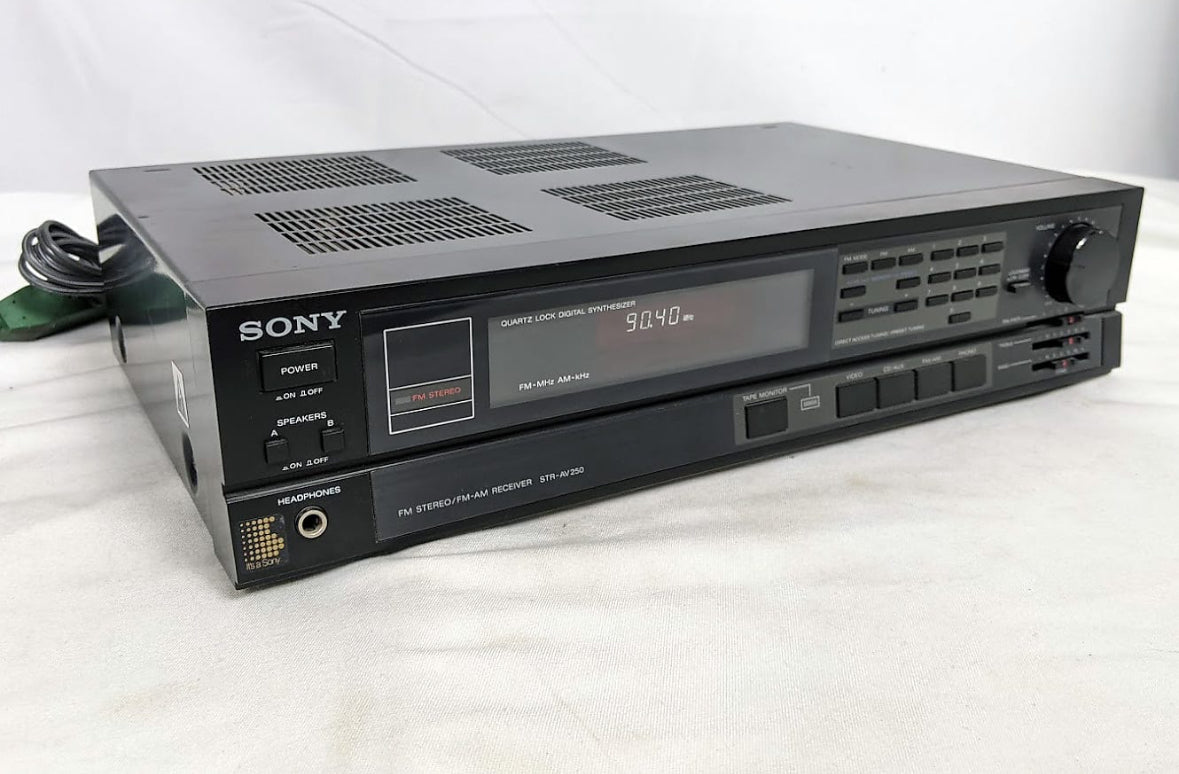Sony STR-AV250 AM/FM Stereo Receiver (Tested + Works) Very Rare Classic Clean