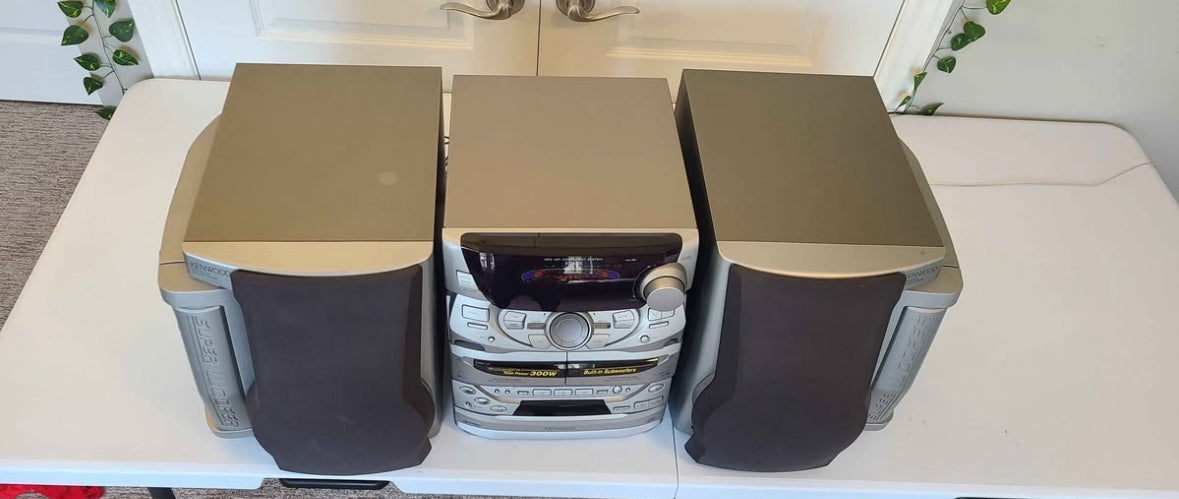 Kenwood XD-A8 Component 610 Watt Total 3 CD Changer 2 Cassettes AM/FM Tested