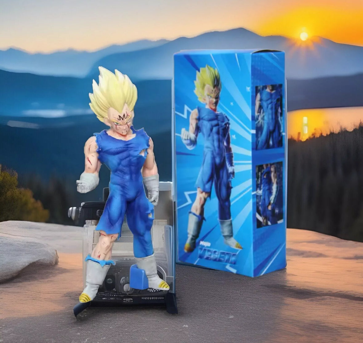 Dragon Ball Z Super Saiyan Prince Vegeta Figure New With Box 8inch