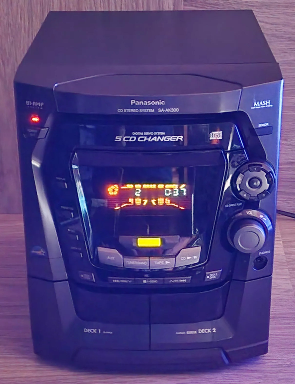 Panasonic SA-AK300 5 Disc CD Changer AM/FM Dual Cassette Bi-Amp System - TESTED