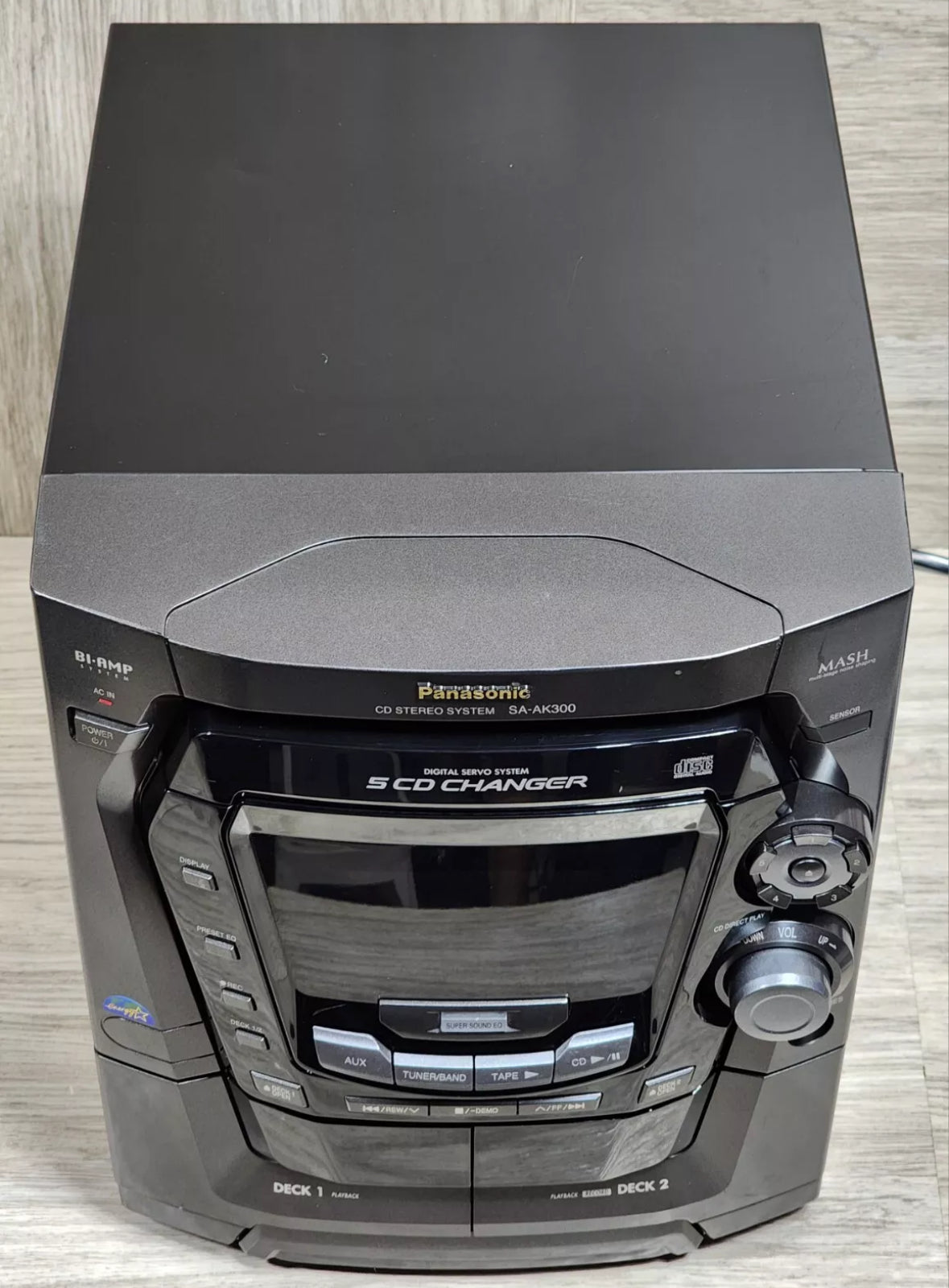 Panasonic SA-AK300 5 Disc CD Changer AM/FM Dual Cassette Bi-Amp System - TESTED