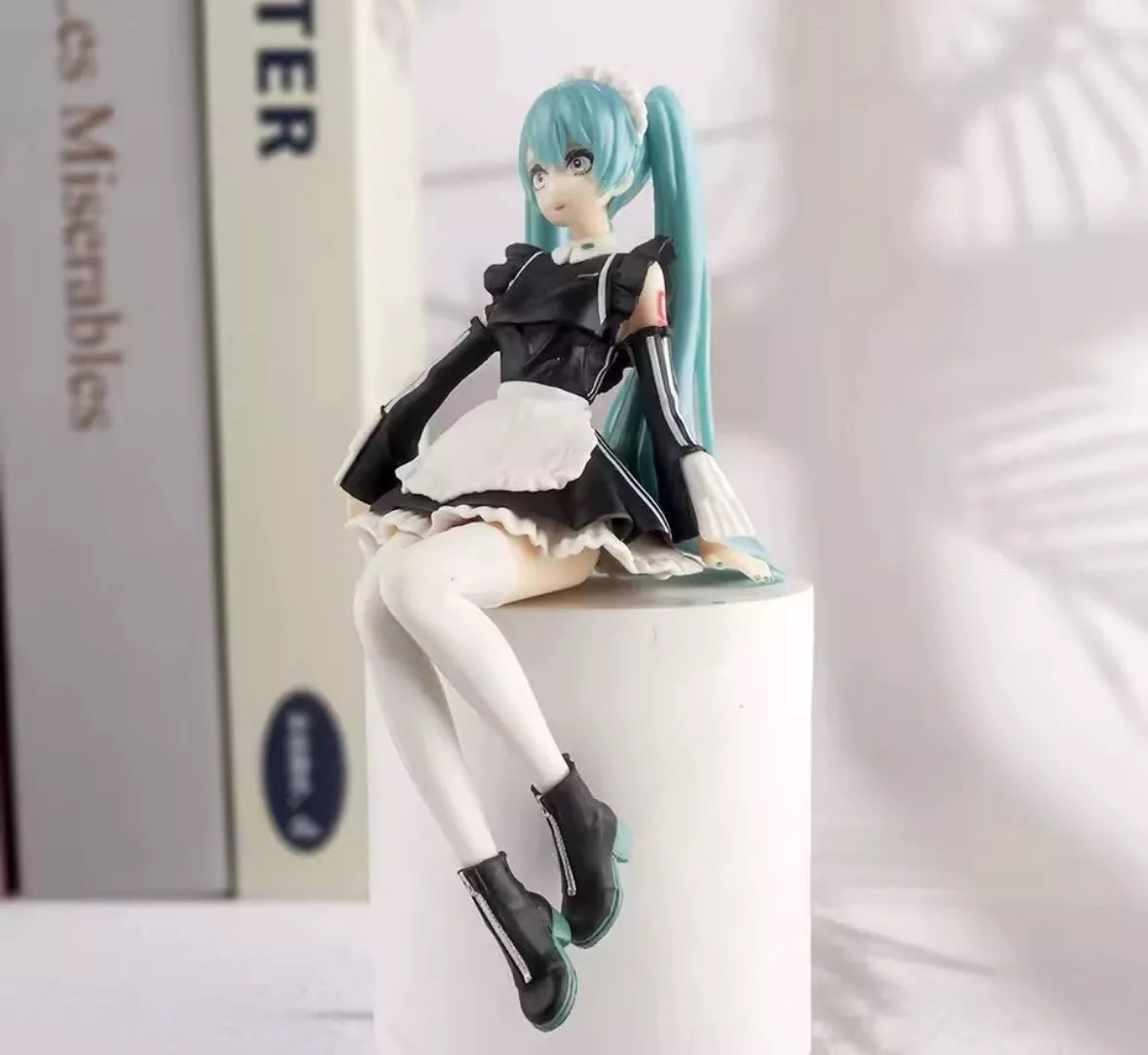 14cm New Anime Hatsune Miku Virtual Singer Manga Sitting posture Brand New