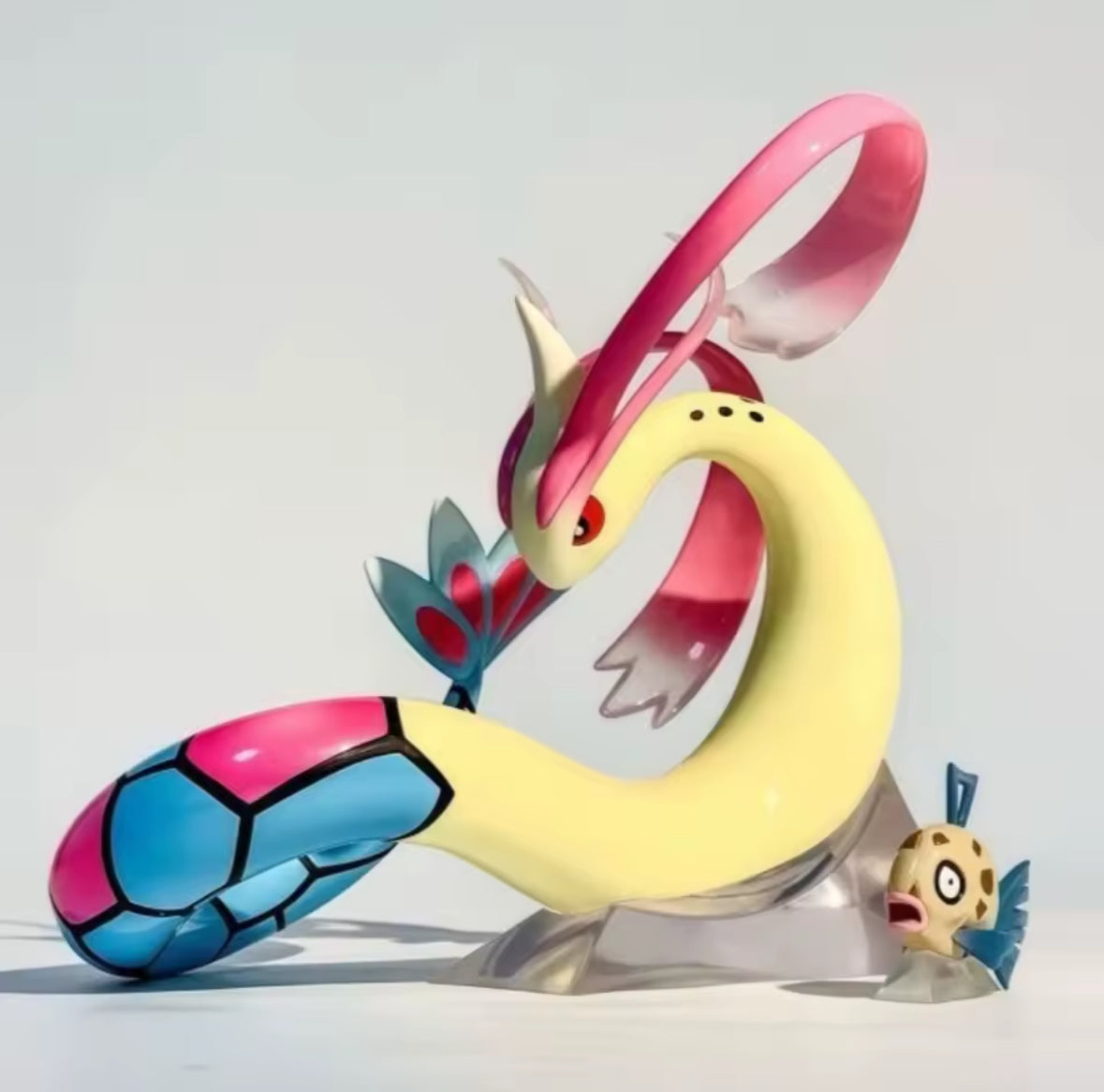 Pokemon Emerald Milotic And Feebas Brand New PVC Toys Bandai 12cm + 3cm