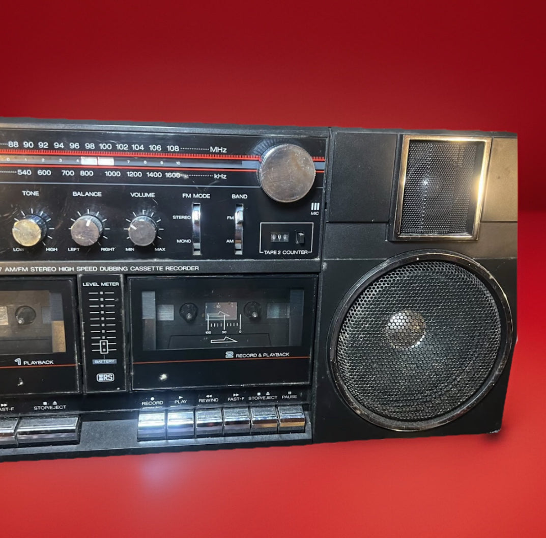 Realistic Scr-27 Boombox 14-778 AM/FM Cassette Boombox - Tested Fully Works!