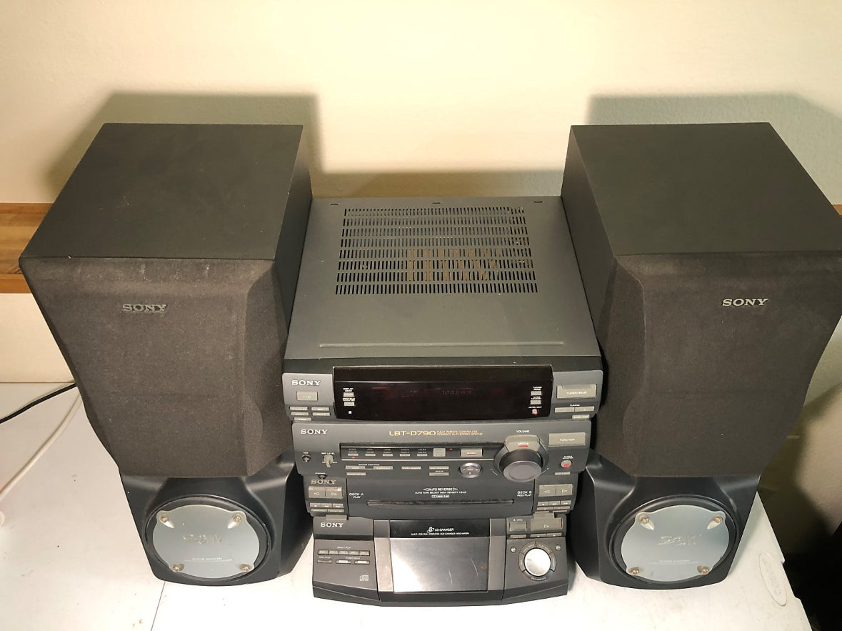 Vintage 1997 Sony LBT-D290 Stereo System With Speakers Tested. With Remote.