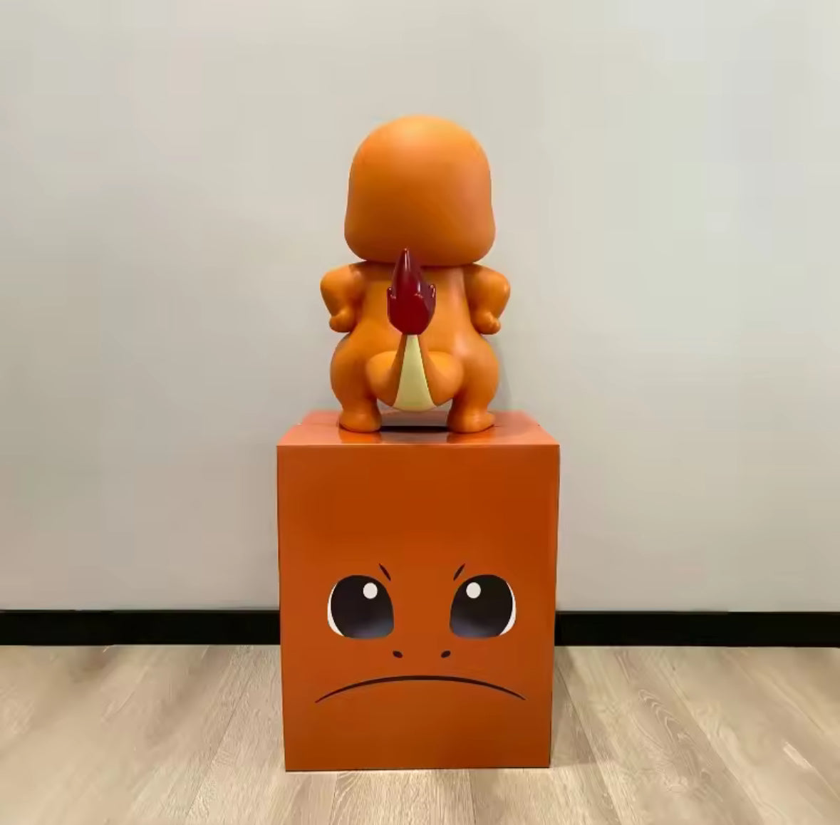 Charmander Proud Action Car Trunk Tail Ornament Desktop Ornament Gift NIB