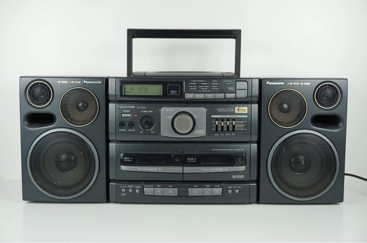 Panasonic RX-DT690 AM/FM/CASSETTE/CD/AUX Stereo Boombox - Tested & Working!