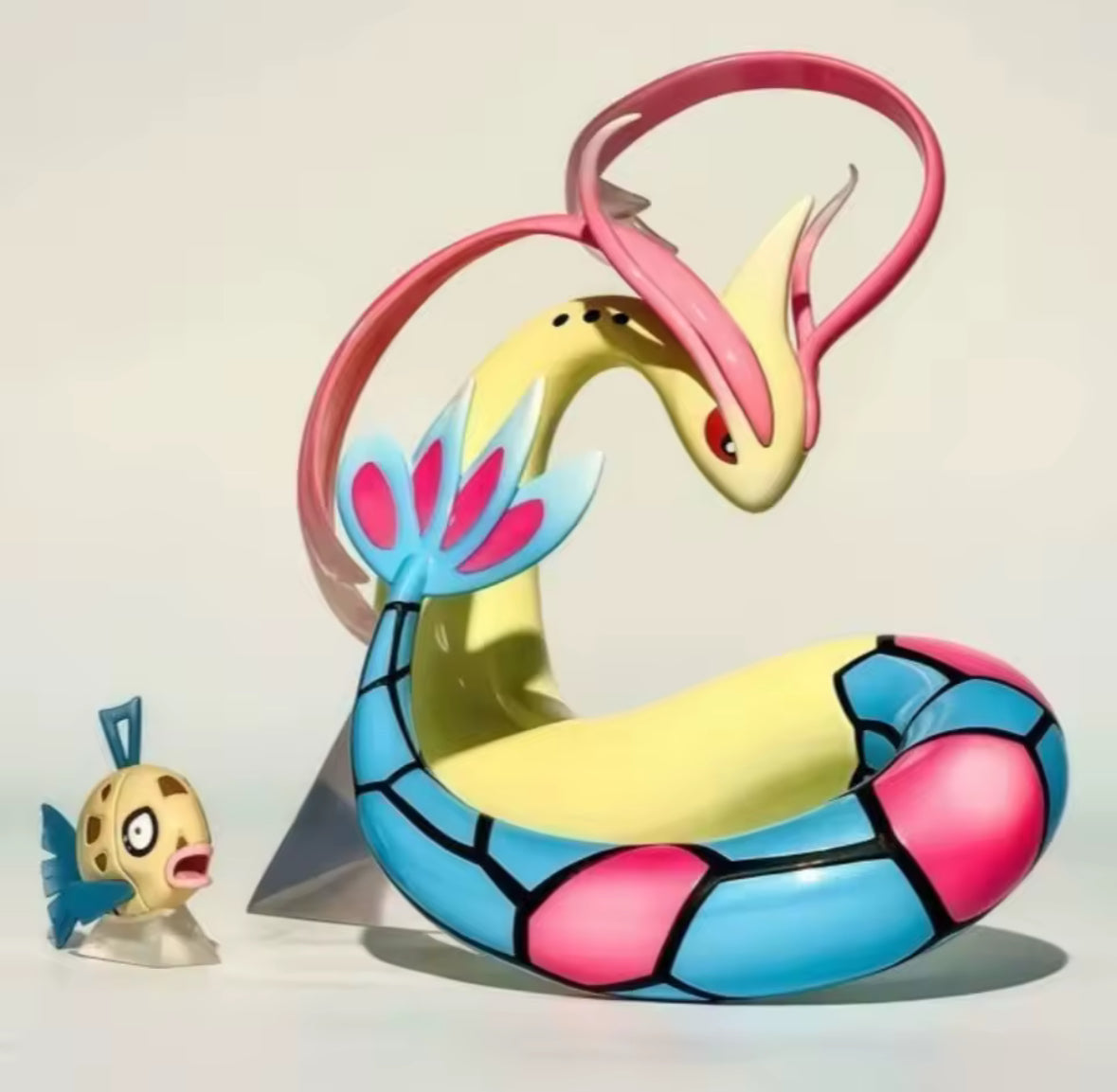 Pokemon Emerald Milotic And Feebas Brand New PVC Toys Bandai 12cm + 3cm