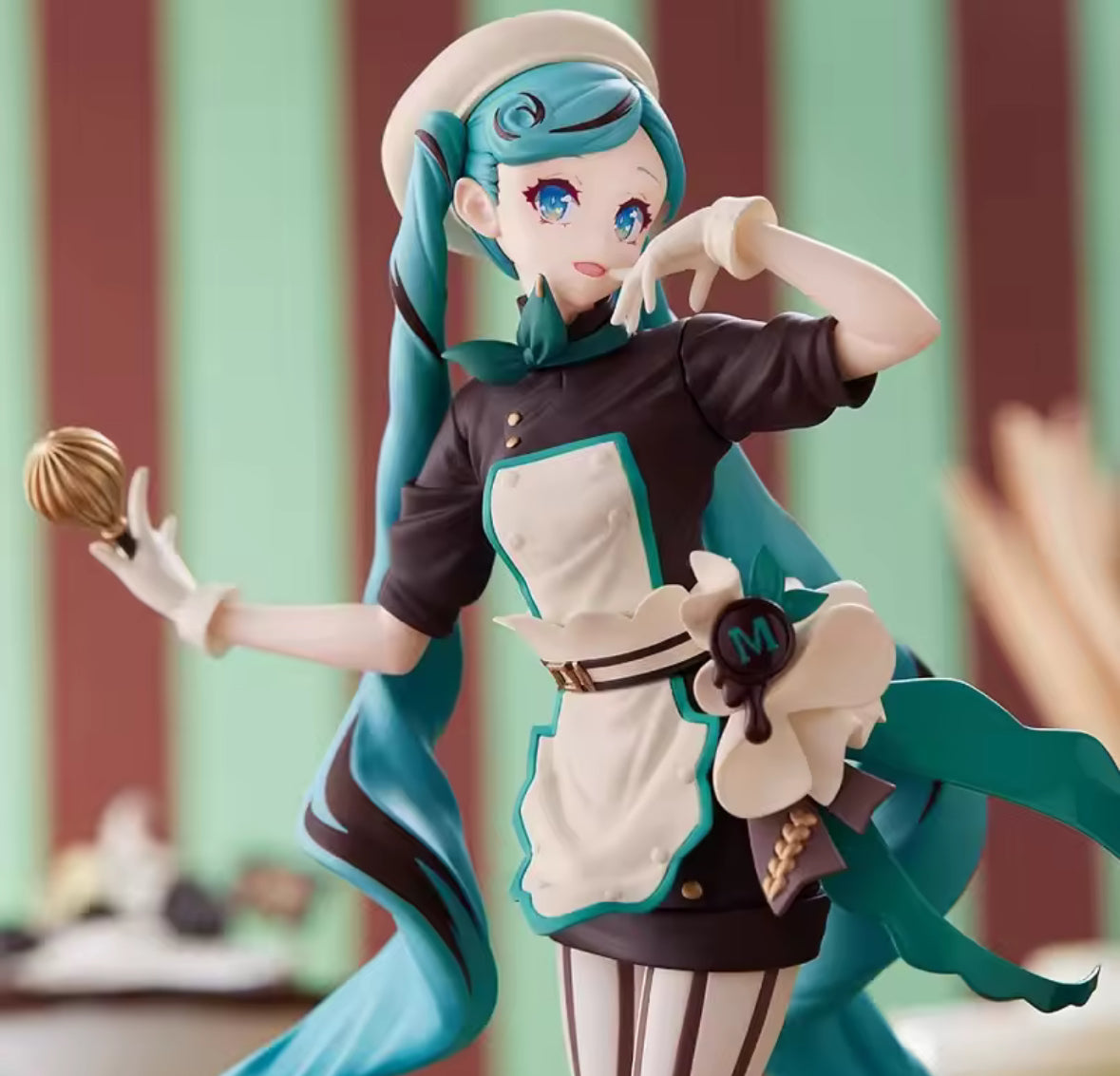 21cm Hatsune Miku Figure Brand New Rare Chocolate Pastry Chef Figure Sega Goods