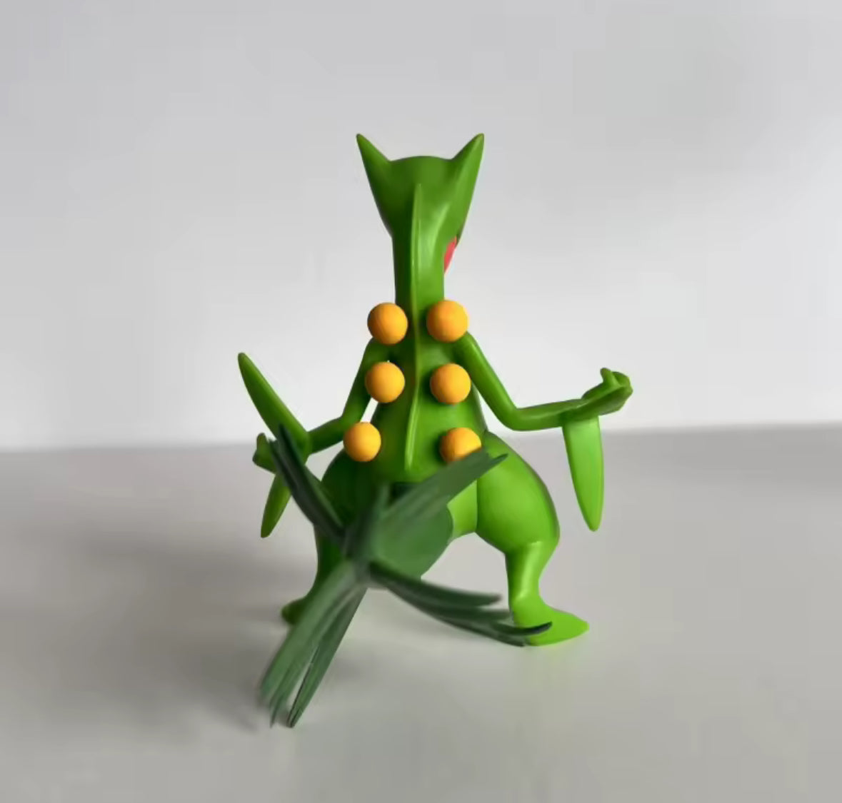 Brand New 10cm RarePokemon Sceptile Pvc Statue Action Figure With Box Gift