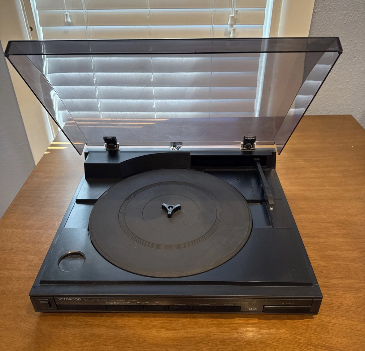 Vintage Kenwood KD-67F Linear Tracking Record Player Turntable 1988 Test Working