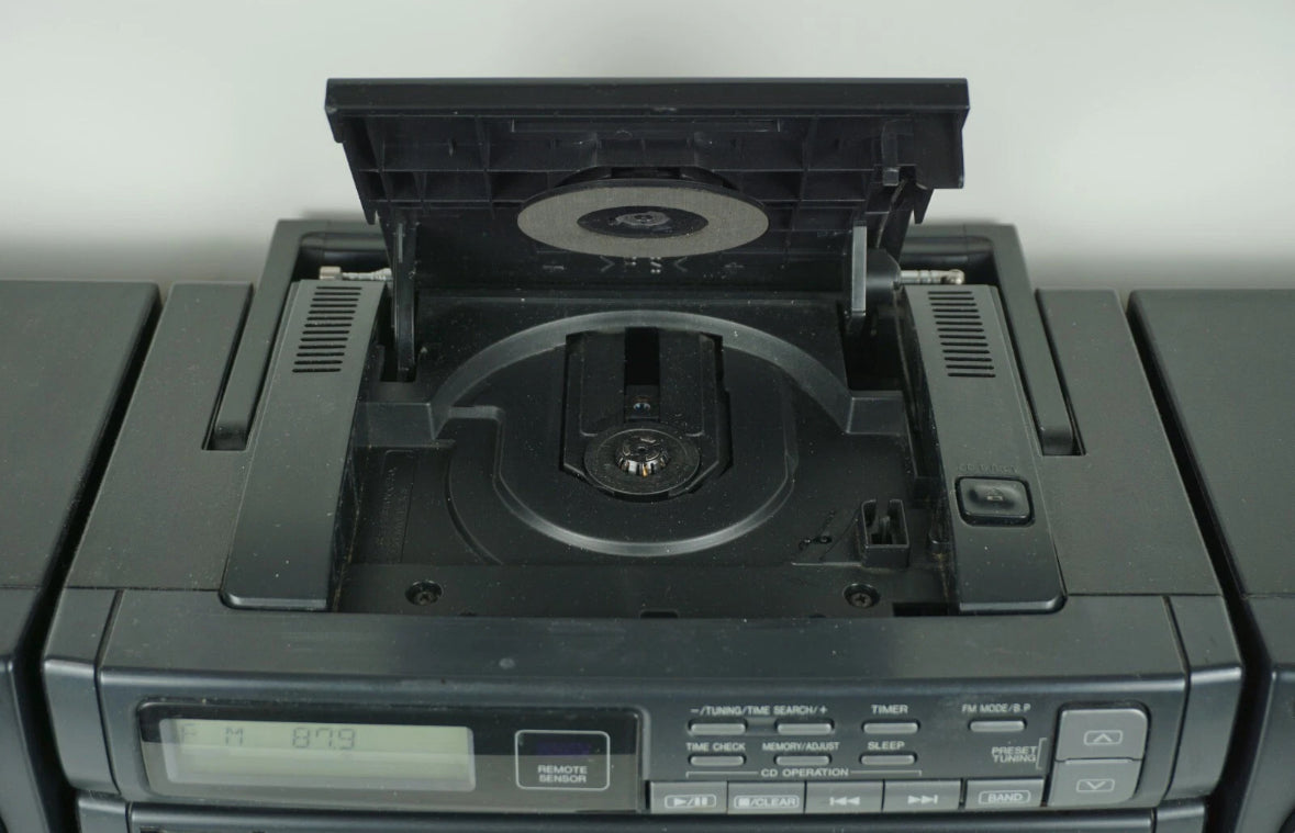 Panasonic RX-DT690 AM/FM/CASSETTE/CD/AUX Stereo Boombox - Tested & Working!