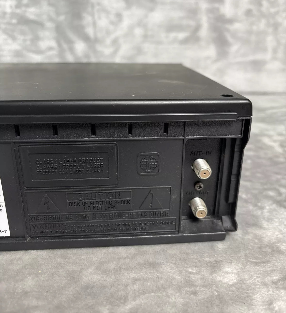 Toshiba DVD/VCR Combo Player SDV398KC2 VHS Recorder No Remote Tested & Working