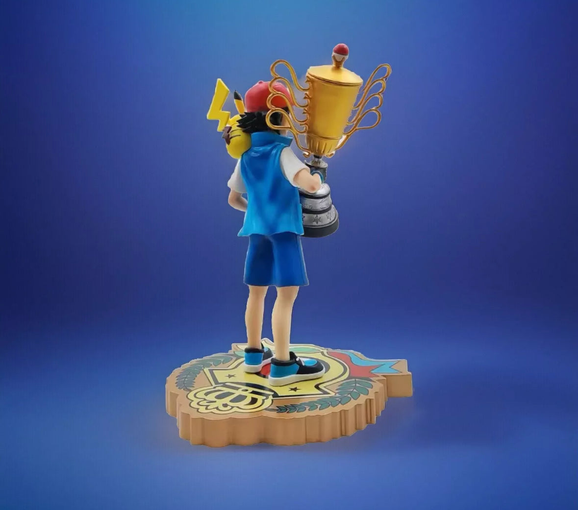 Pokemon Ash Ketchum Action Figure Collectible Trainer 19cm With Trophy And Pika