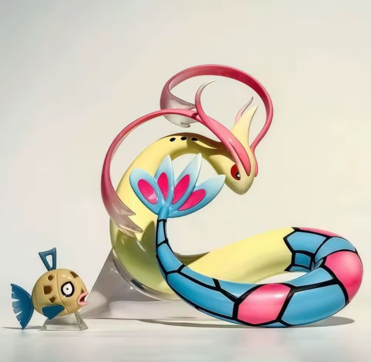 Pokemon Emerald Milotic And Feebas Brand New PVC Toys Bandai 12cm + 3cm