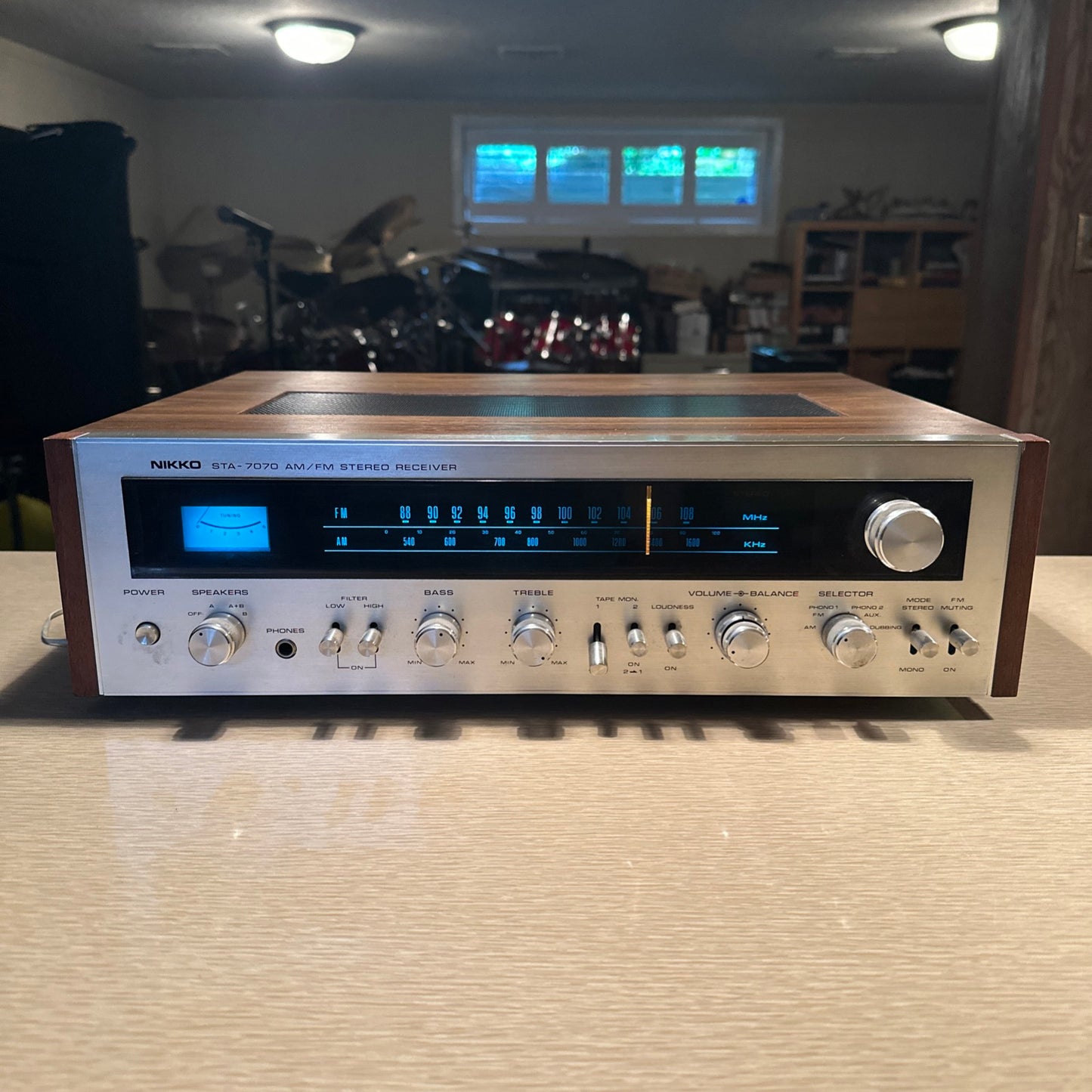 1978 Nikko STA-7070 Vintage Stereo Receiver. Japan. 43 WPC. Clean & Working Well