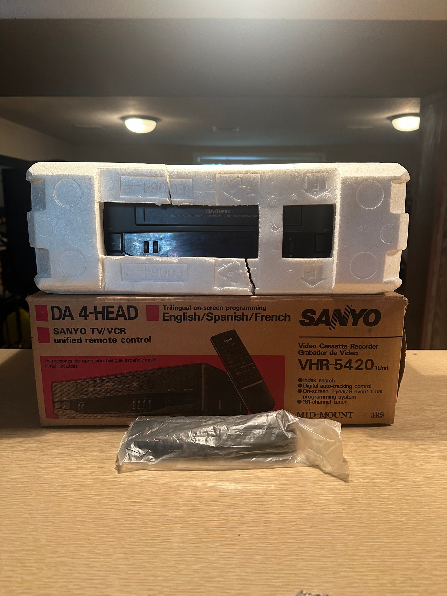 Sanyo VHR-5420 VCR Video Cassette VHS Player 4-Head Open Box Tested Complete IB