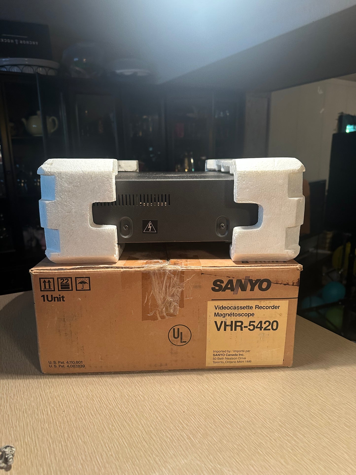 Sanyo VHR-5420 VCR Video Cassette VHS Player 4-Head Open Box Tested Complete IB