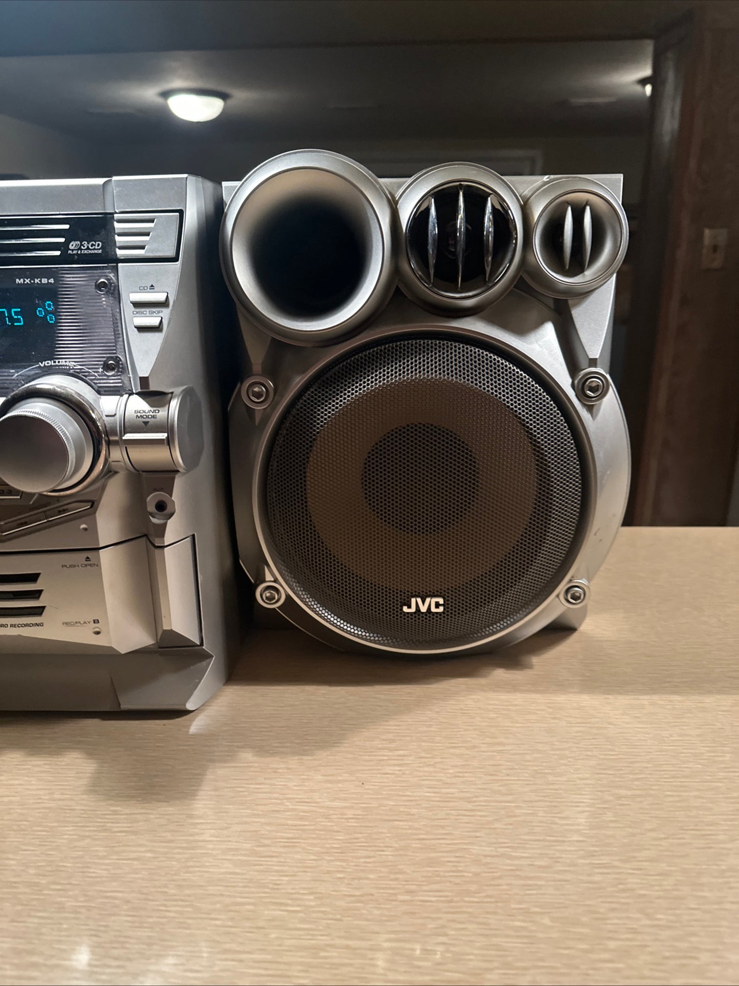 JVC Compact Component System MX-KB4 Stereo 360W Cassette Bass Tested WORKS Rare