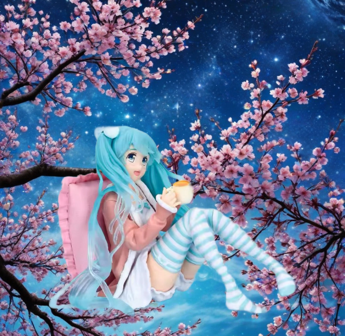 New Hatsune Miku Anime figure Pink sakura sitting position PVC Action figure 16c