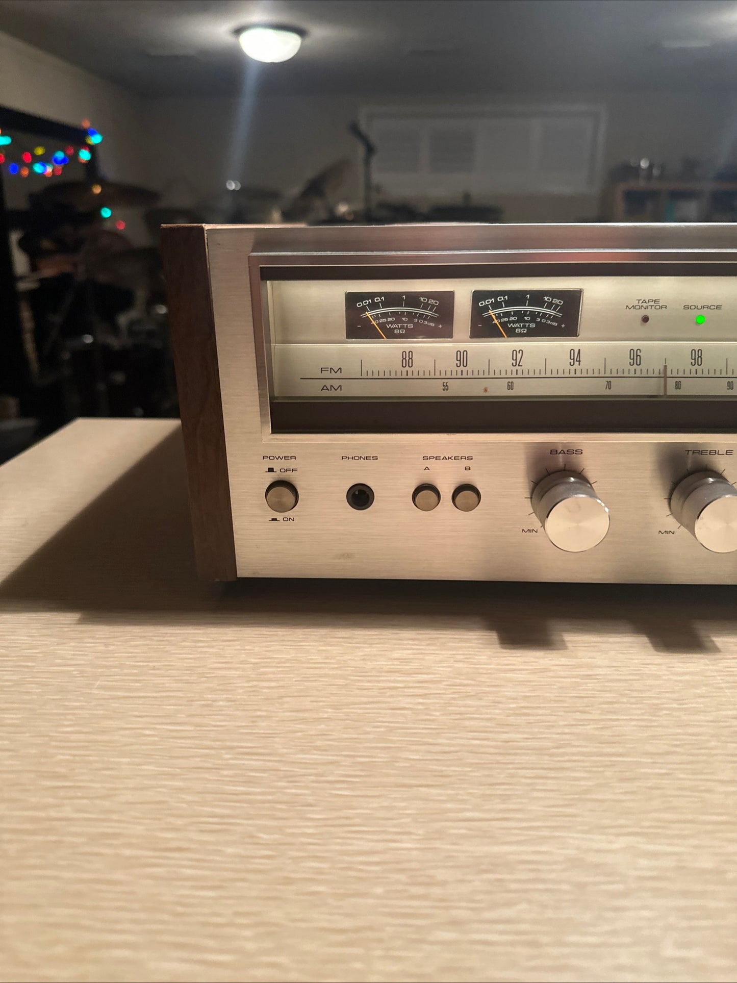 Pioneer SX 580 Stereo receiver. Recently Serviced. Excellent Condition W/ Manual