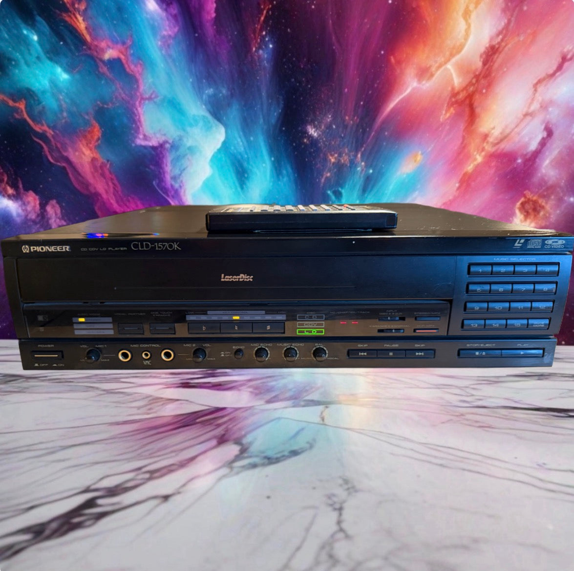 Pioneer CLD-1570k Compact Disc Laserdisc Player  Works Great Very Rare Model🔥