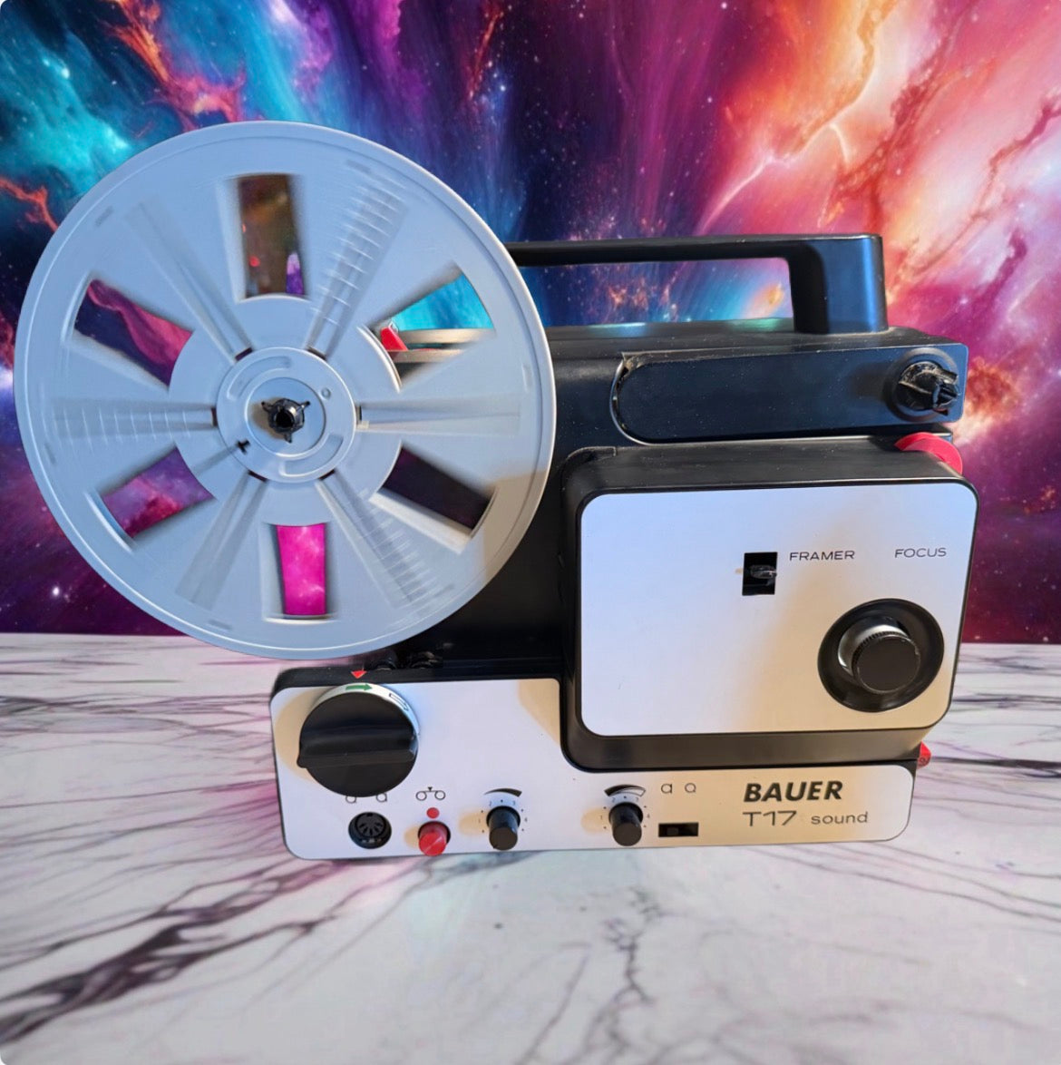 Serviced Bauer T17 Super 8 Sound Projector – Clean, Tested, Ready to Use