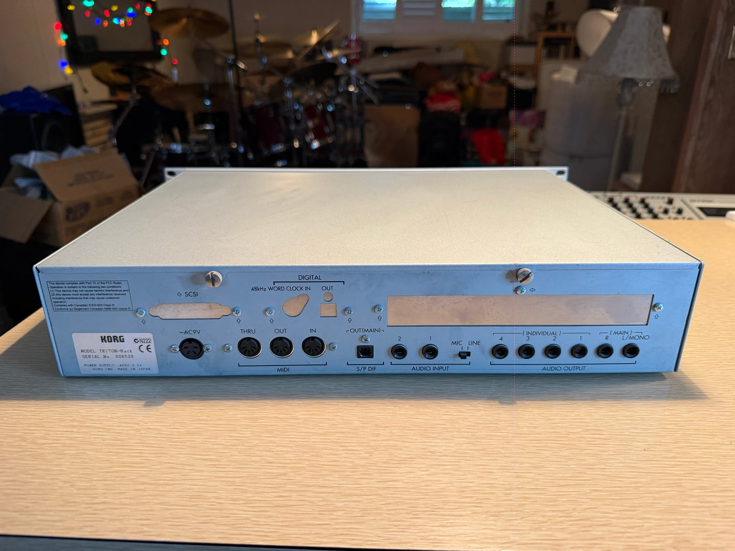 Korg Triton-Rack Expandable HI Module Sampler Synthesizer Works Needs New Screen