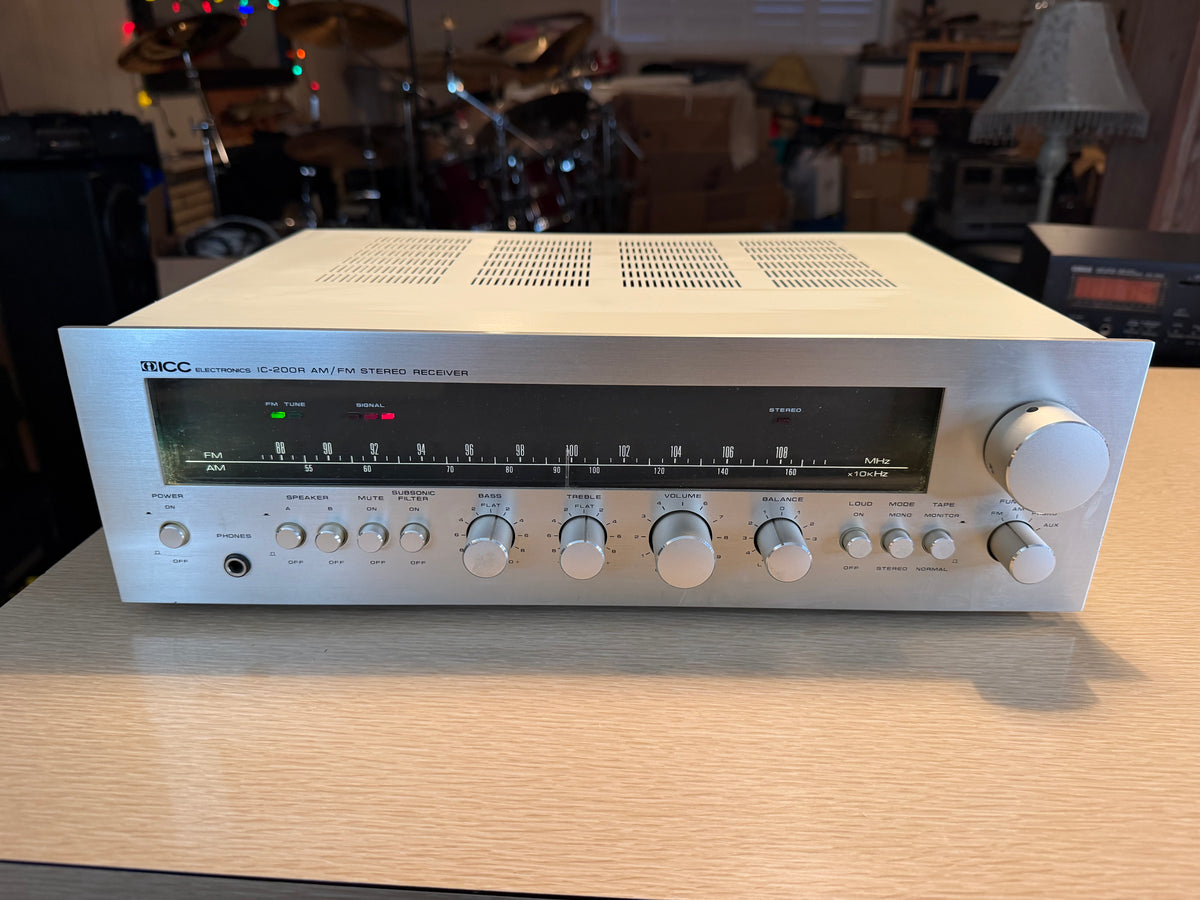 Vintage ICC IC-200R AM/FM Receiver Integrated Amplifier Silver Serviced V Rare🔥