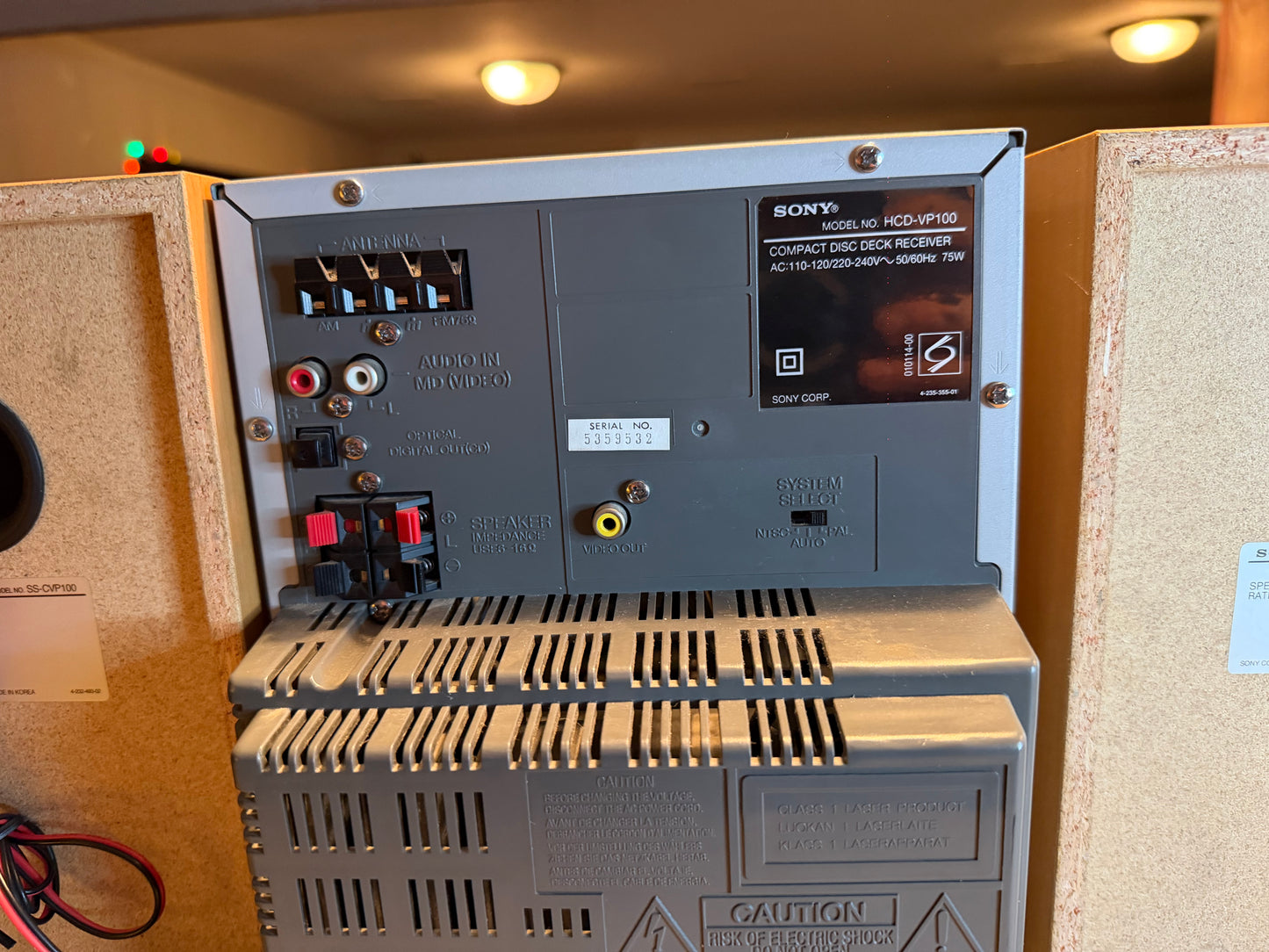 Sony CMT-VP100 Micro HiFi Component System W/ Speakers Working Suprisingly Loud