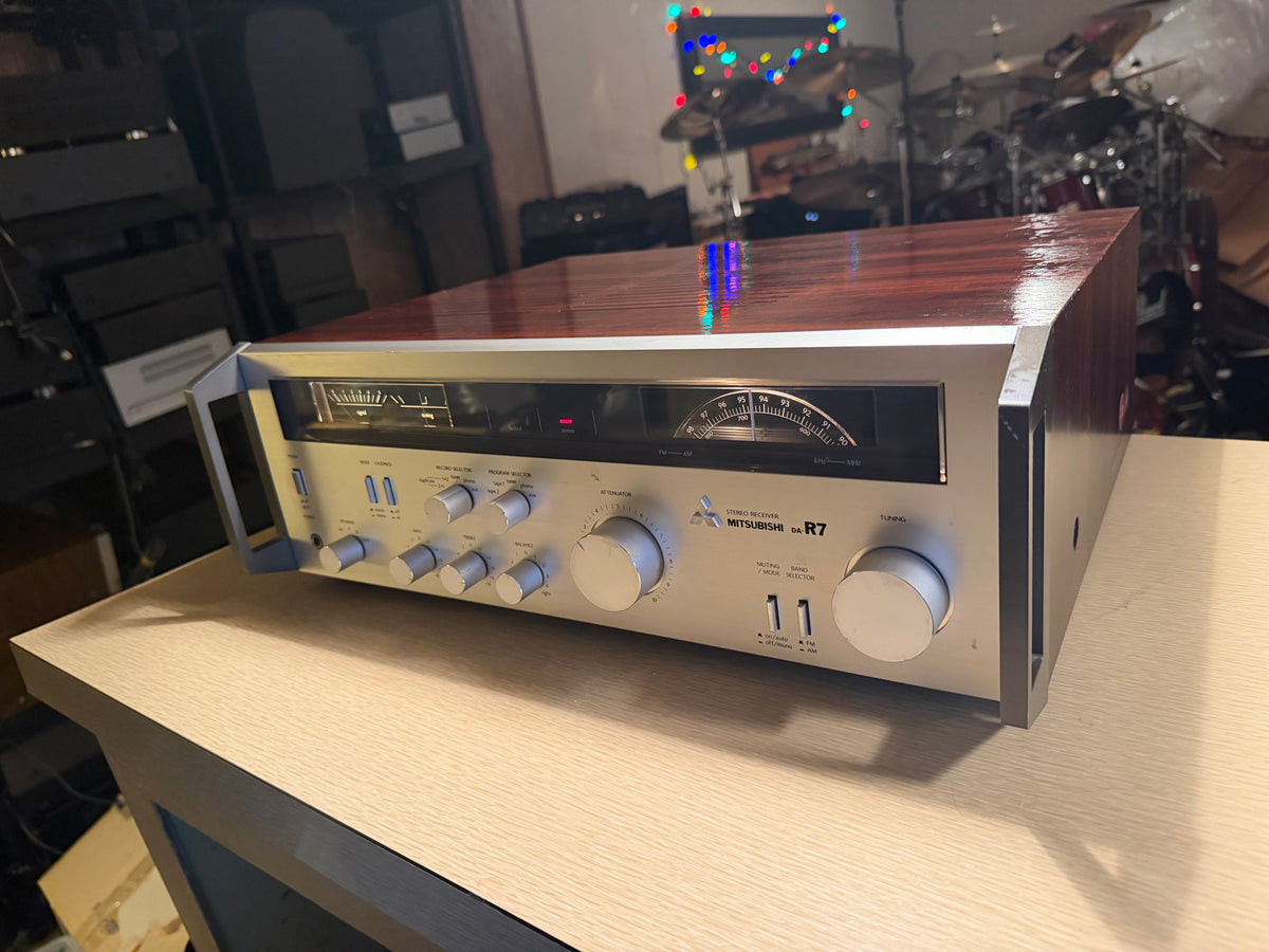 Mitsubishi DA-R7 Stereo receiver High Fidelity Excellent CND Fresh Pro Service🔥