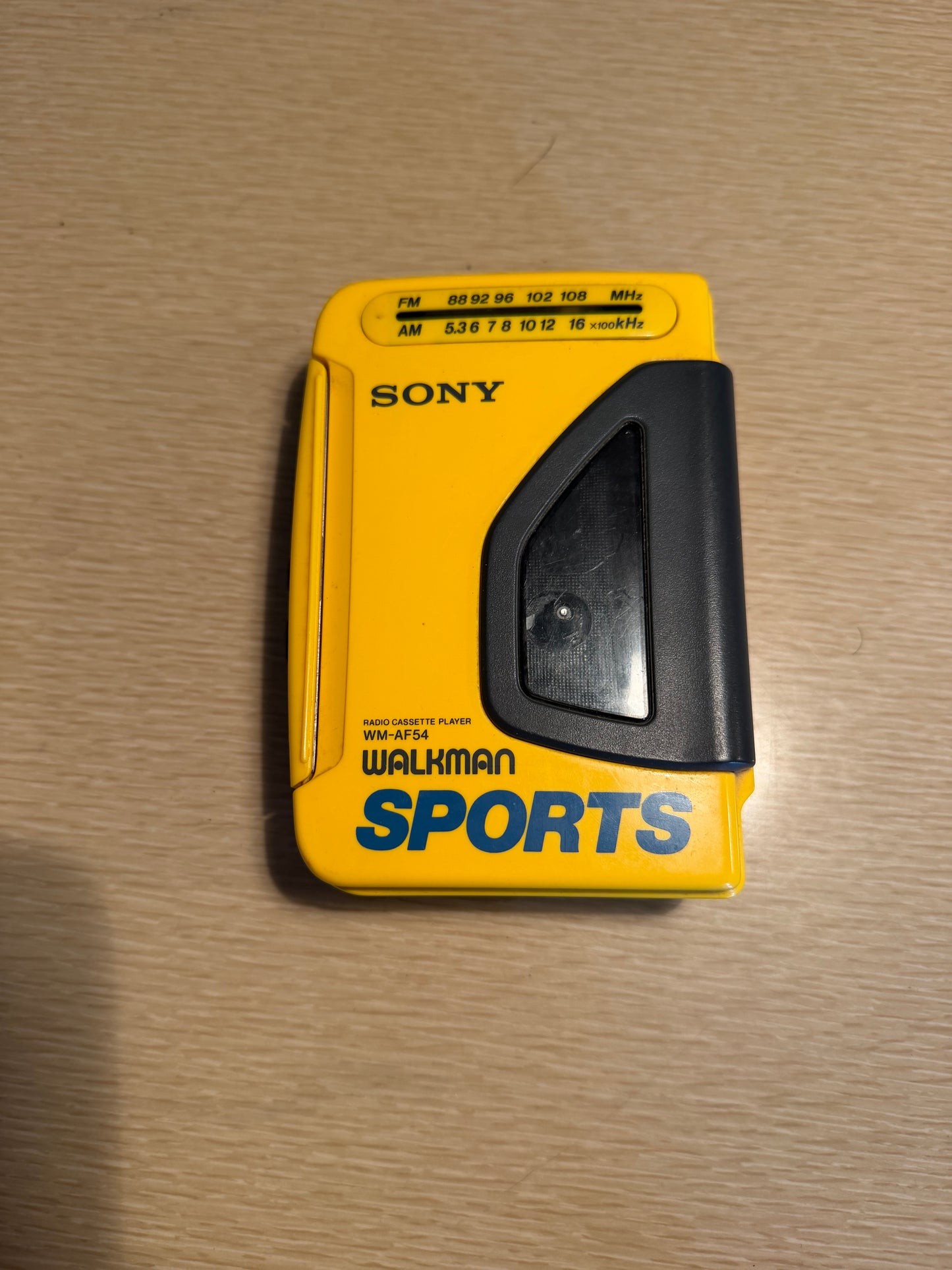 Sony Walkman Sports Audio Cassette AM/FM Radio WM-AF54 Yellow Clean SERVICED🔥🎶