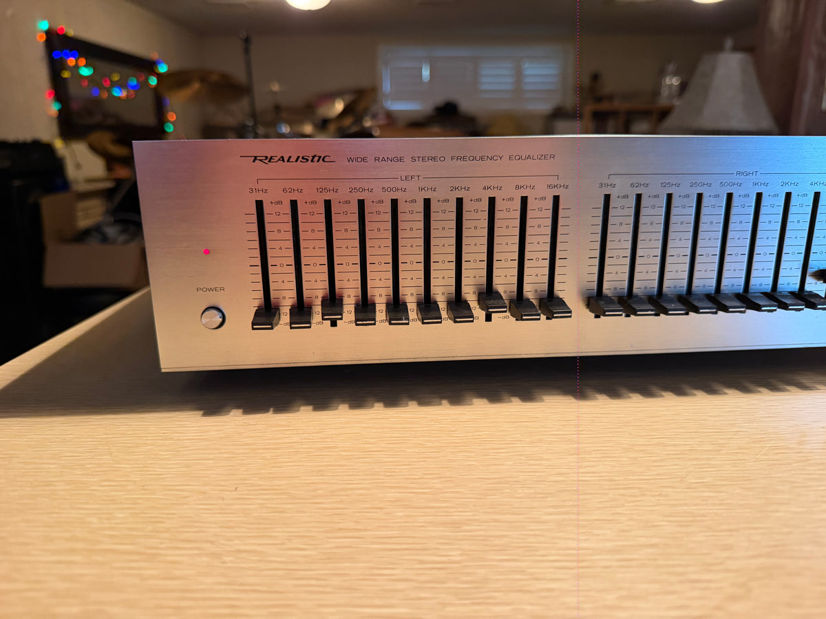 Realistic 31-2000 Wide Range 10 Band Frequency Equalizer Silver Face Serviced🎶