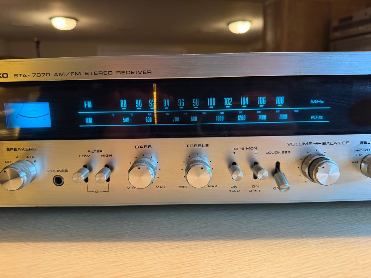 Vintage Nikko STA-7070 Stereo AM/FM Receiver Near Mint Full Service Very Rare🔥