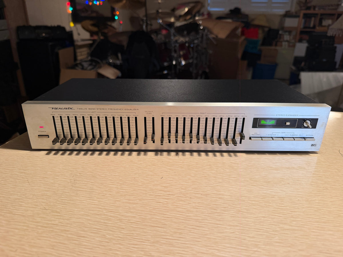 Vintage Realistic 31-2009 Twelve-Band Stereo Frequency Equalizer Stereo Serviced