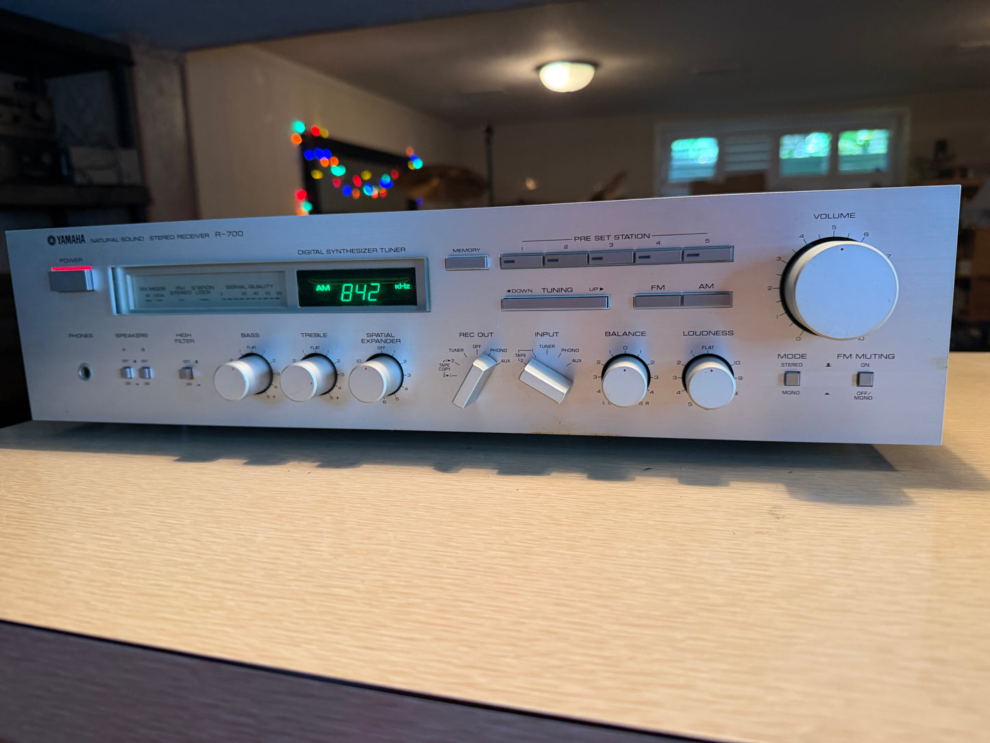 Vintage Yamaha R-700 Natural Sound Stereo Receiver Near Mint Fresh Service Rare!