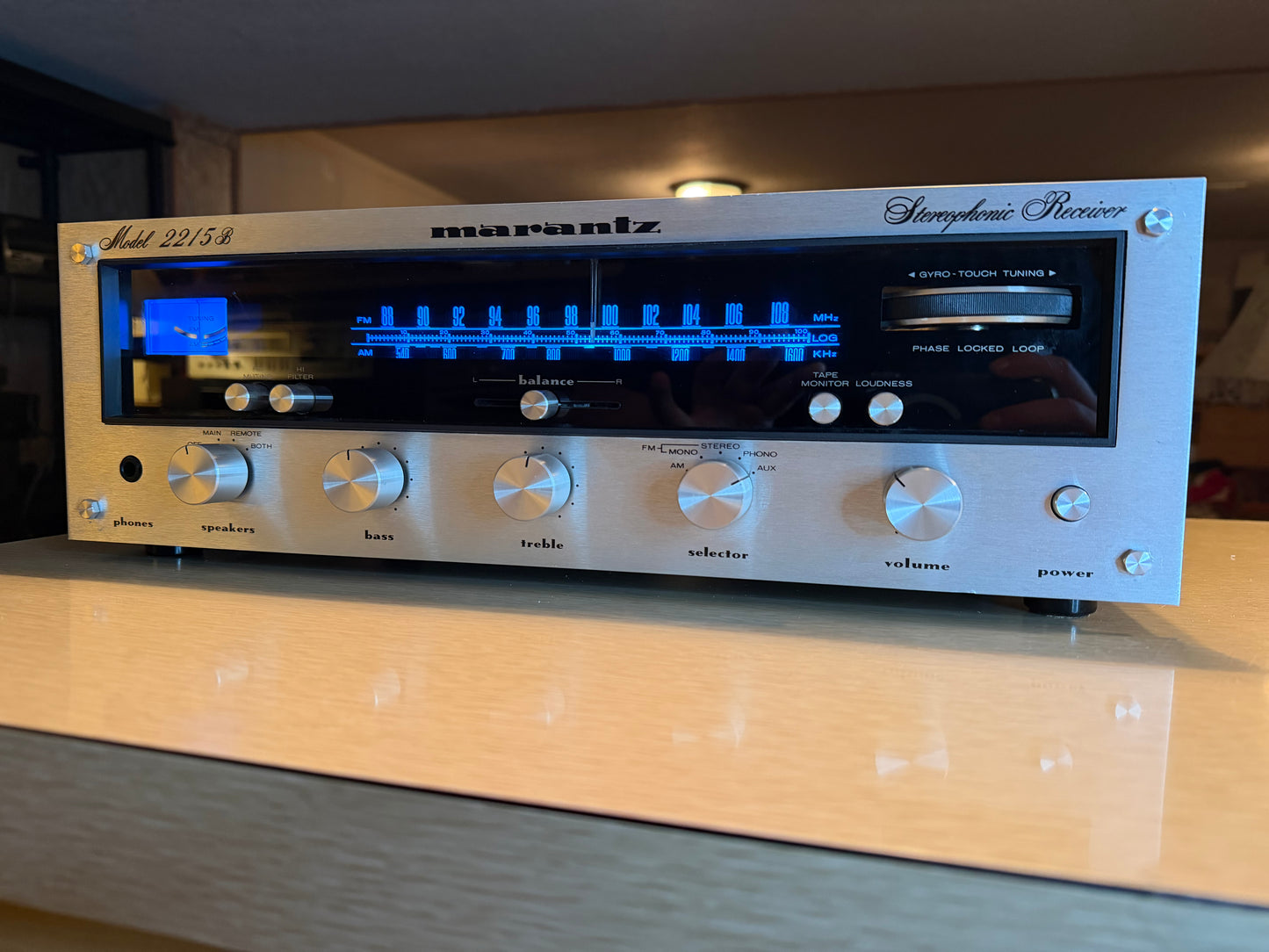 MARANTZ 2215B VINTAGE AM/FM STEREO RECEIVER NEW BULBS RECAPPED NEAR MINT WOW🔥