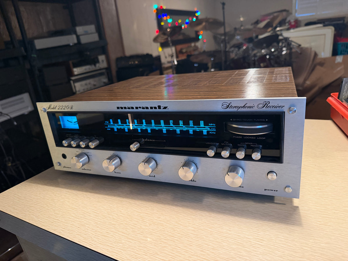 Marantz 2220B Stereophonic Receiver New Bulbs Fresh Servicing Near Mint CND🔥🎶