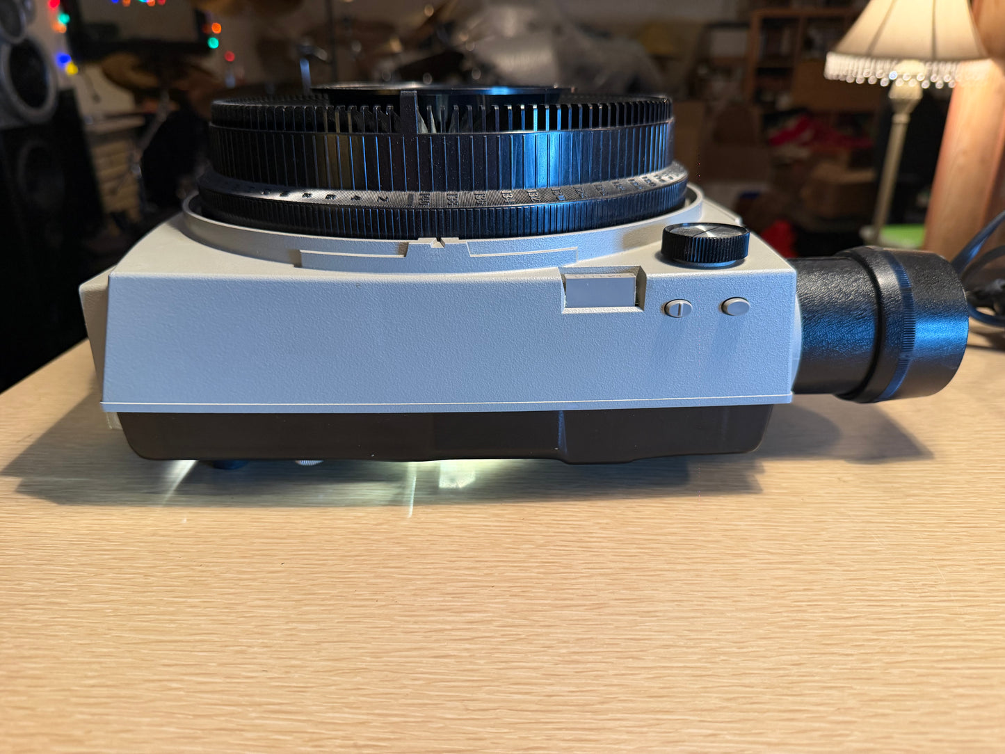 KODAK Carousel Ektagraphic AF - 1  SERVICED With Remote Top of the Line W/Remote