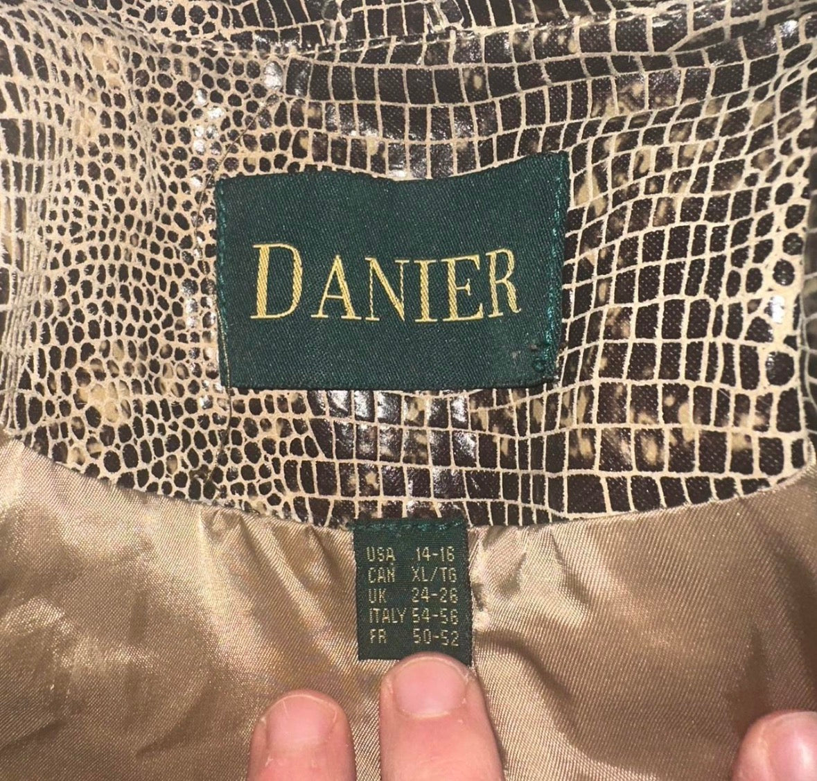 Vintage Luxury Danier Genuine Snakeskin Leather Skirt Suit Size M (Vintage XL)