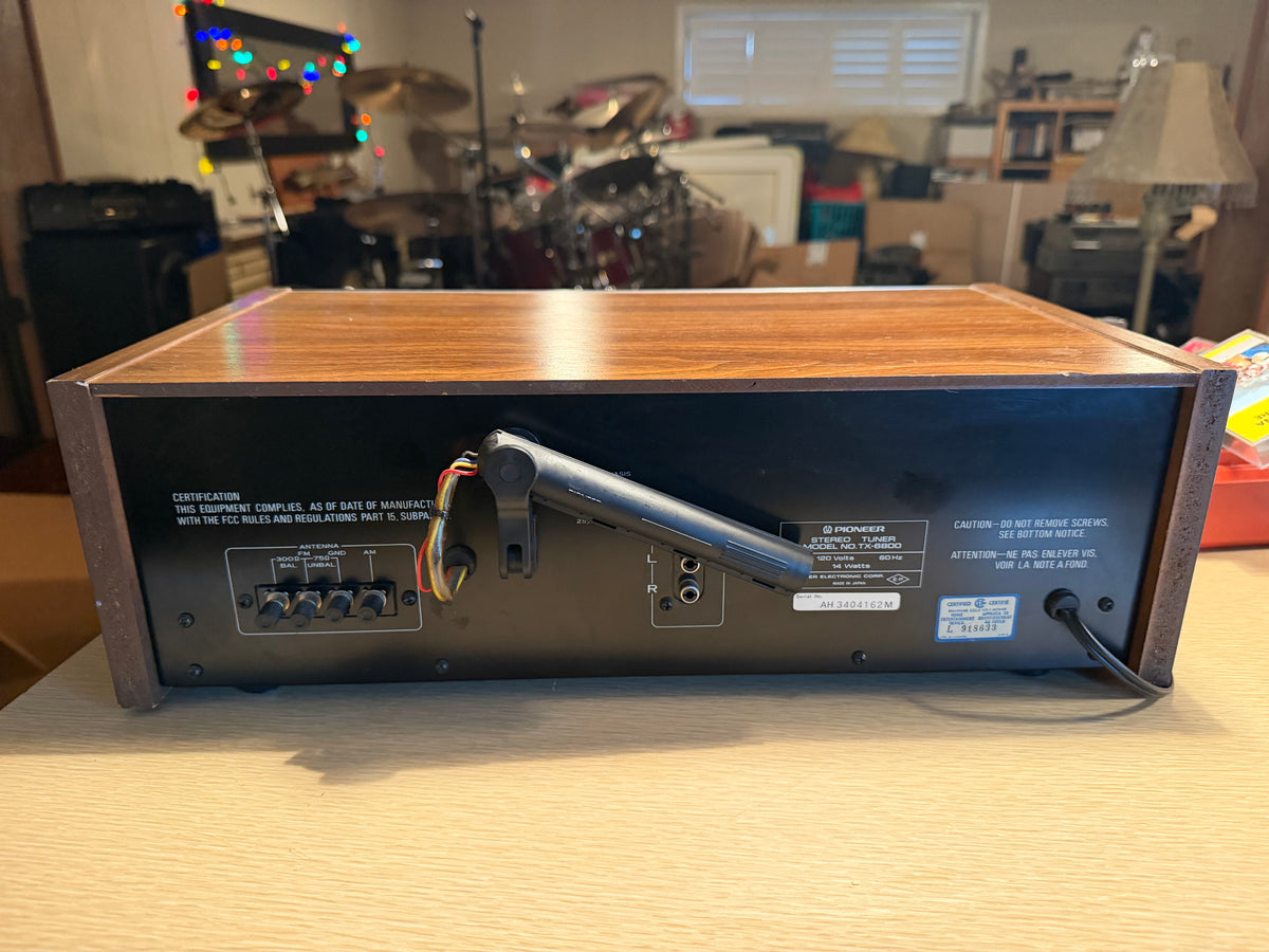 Pioneer TX-6800 Stereo Tuner FM/AM Radio Receiver Silver Face Near Mint Serviced