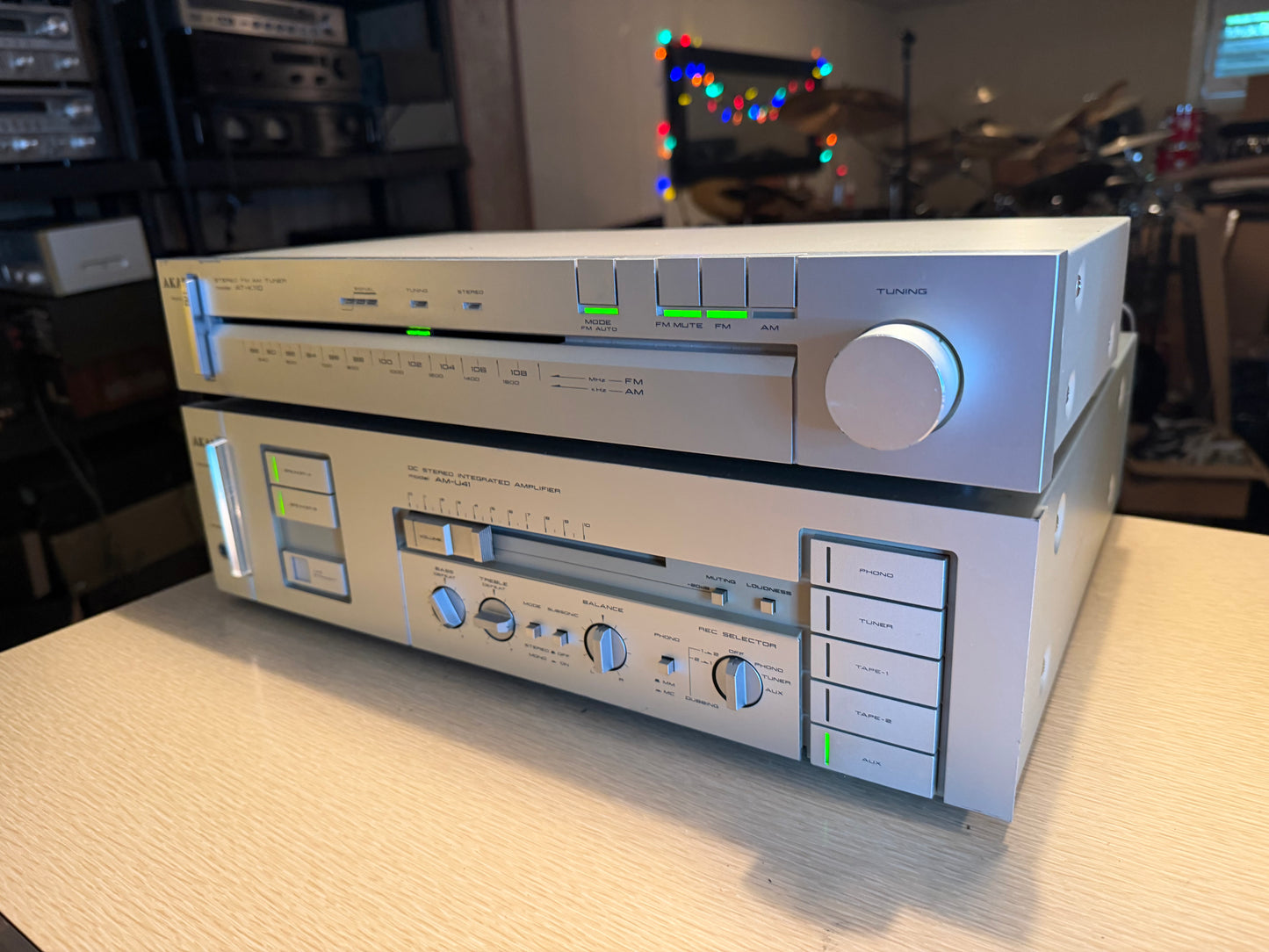 Vintage Akai DC Integrated Amplifier Model AM-U41 & Tuner AT-K110 FRESH Service!