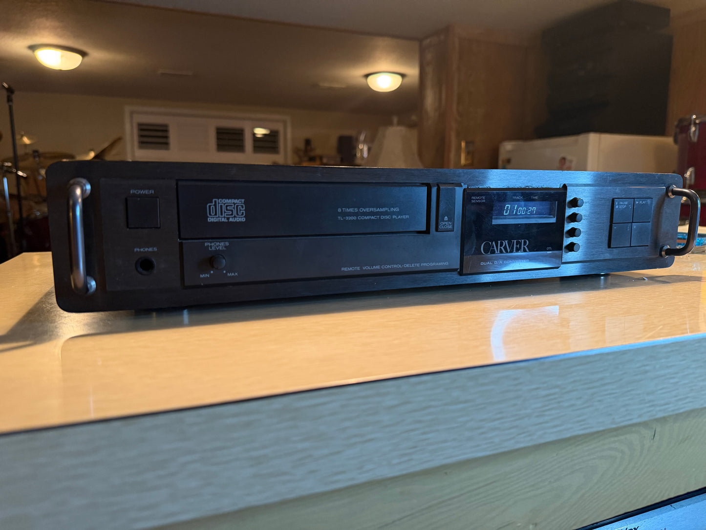 Vintage Carver TL-3200 Compact Disk Player New Belts Serviced High Fidelity