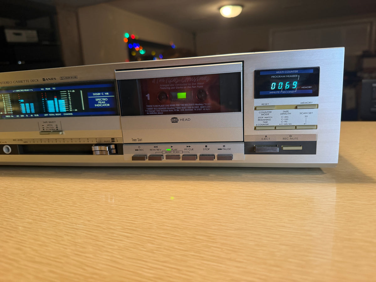 JVC KD-D50 vintage Hi-Fi cassette deck 1981 5 band Graphic Equalizer Serviced🎶