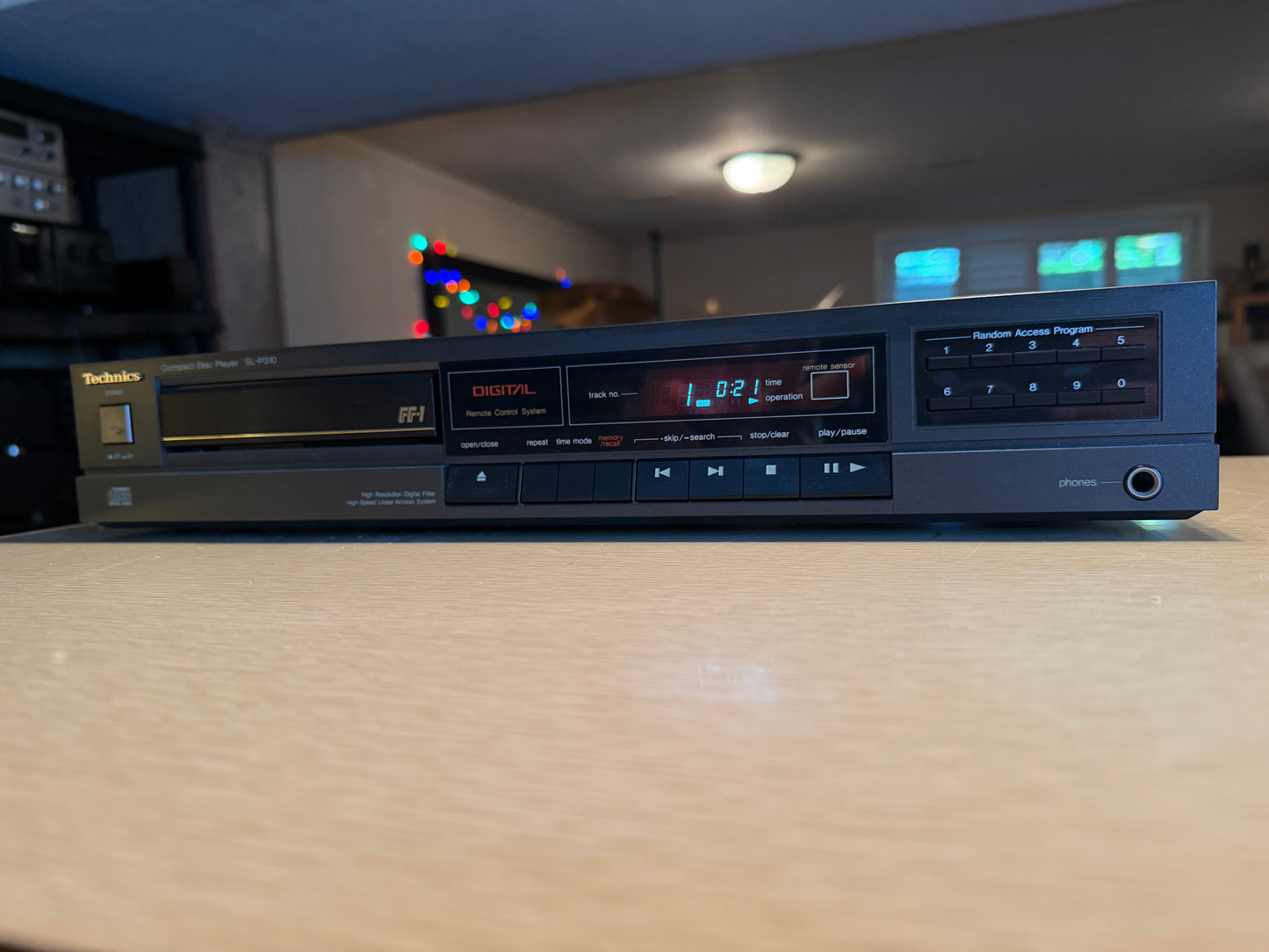 Vintage 1980’s Technics SL-P310 CD Player, Black Serviced With Original Manual🎶