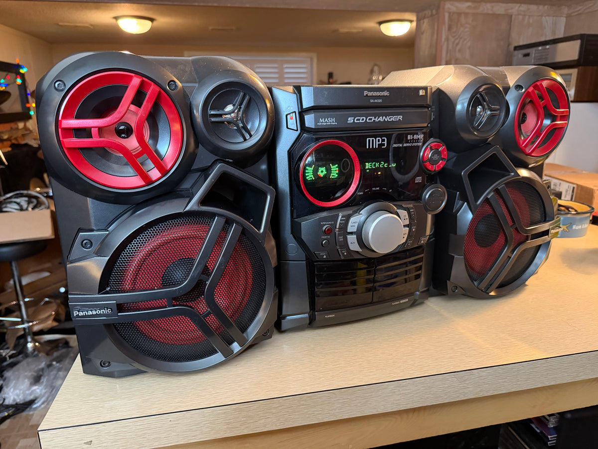 Panasonic SA-AK320 5 CD Dual Cassette Radio Stereo Boombox/ Fully Functional