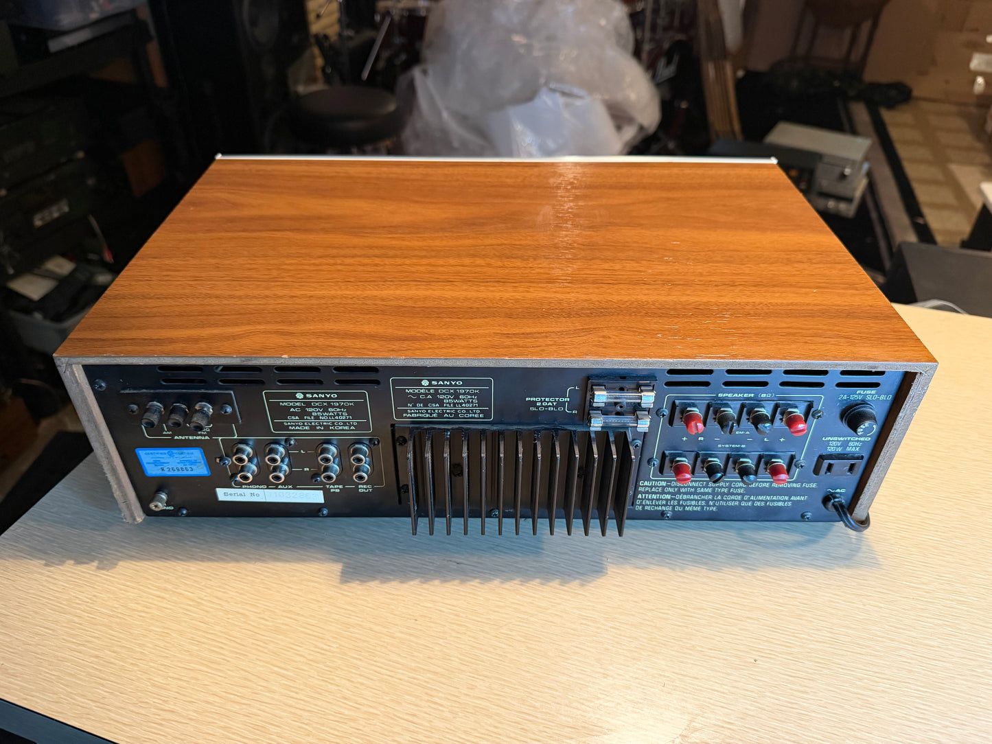 Vintage Woodgrain & Silver Sanyo DCX 1970K Receiver Fresh Service Near MINT RARE