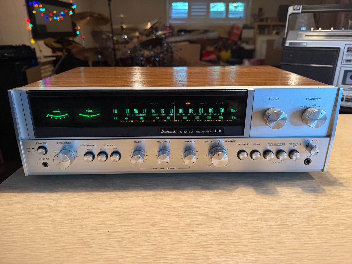 Vintage Sansui 881 Stereo Receiver Recapped Pro Serviced MINT Condition Beauty🎶
