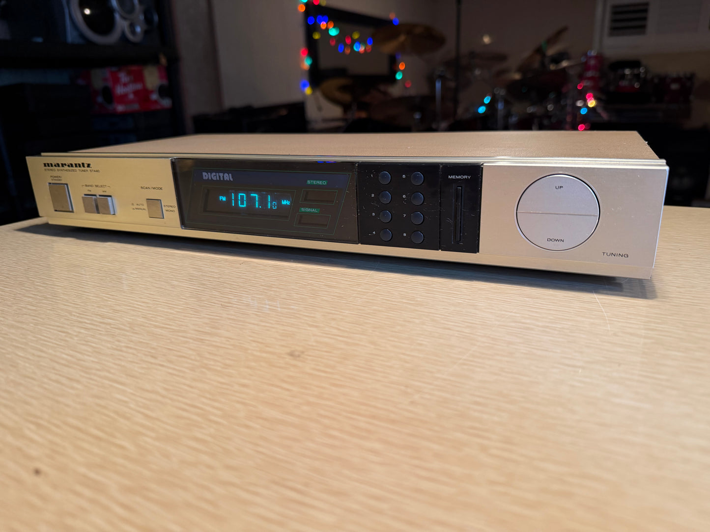 GOLD Marantz ST440 AM/FM Stereo Synthesised Tuner Digital Display Serviced RARE!